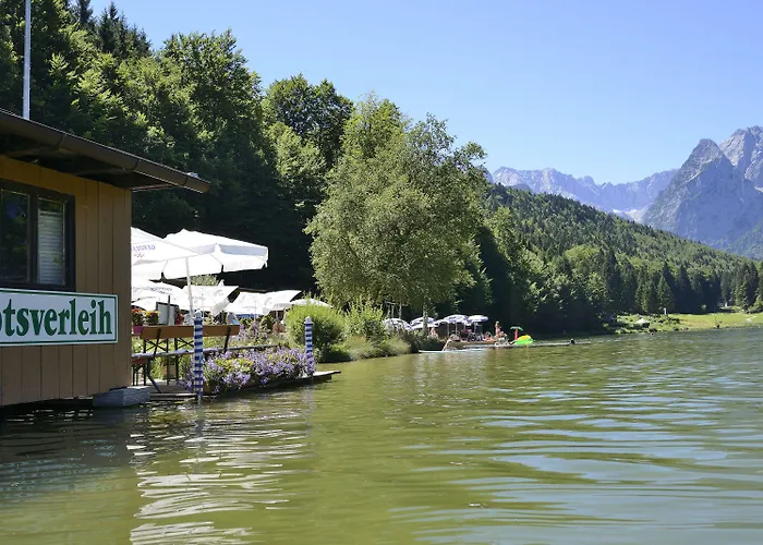 Hotel Riessersee 4*